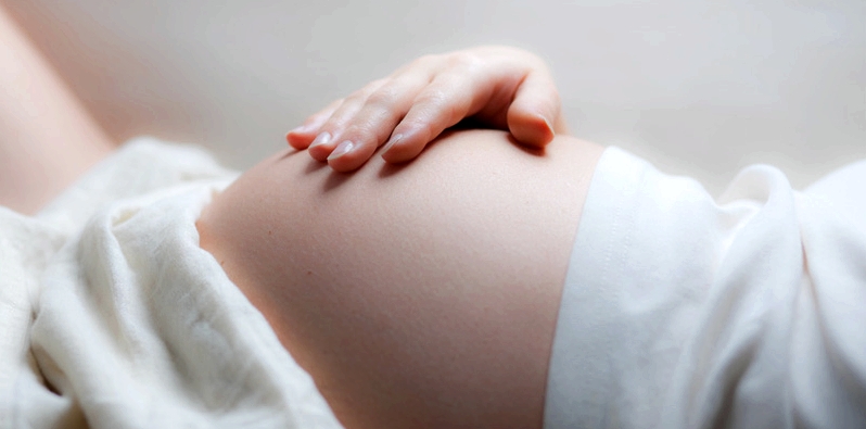 Schwangere Frau besonders durch Hepatitis E gefährdet