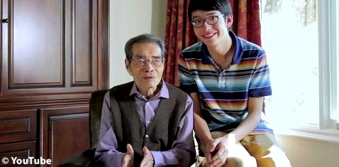 Kenneth Shinozukas mit seinem Großvater