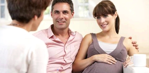 Kann Lachgas Schwangeren die Angst vor der Entbindung nehmen?